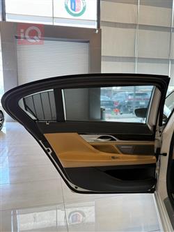 بي ام دبليو الفئة 7